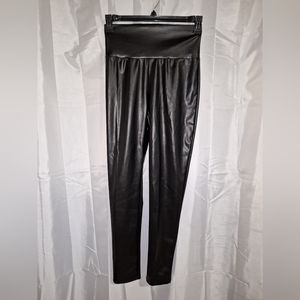 Heimish Faux Leather Black Women's Stretch Pants Size M